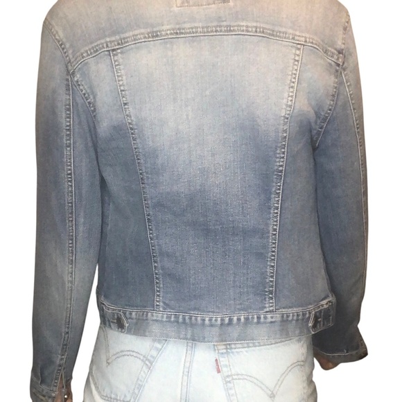 Loft Sz SP Denim Jacket Trucker Short/Crop Medium Wash Casual Classic Boho Chic - Picture 3 of 10